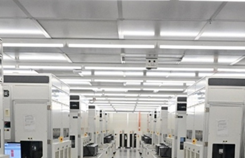 LG15D 120 ° বিম অ্যাঙ্গেল স্লিম এলইডি ব্যাটেন ফিটিং আইপি 20